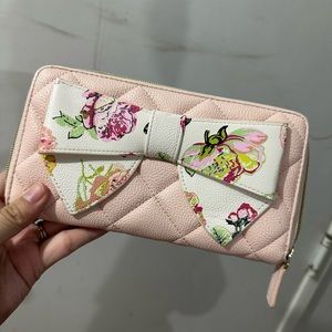 EUC BETSY JOHNSON PINK LONG WALLET